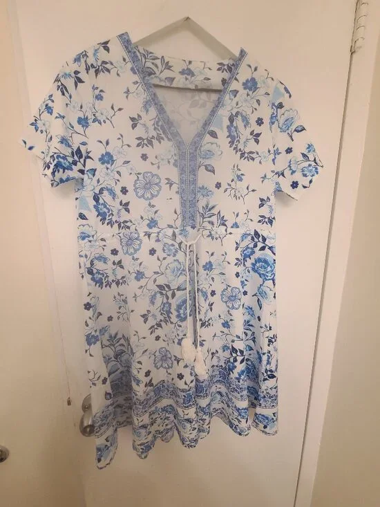 Blue and White Floral Tunic - Picture 1 of 4